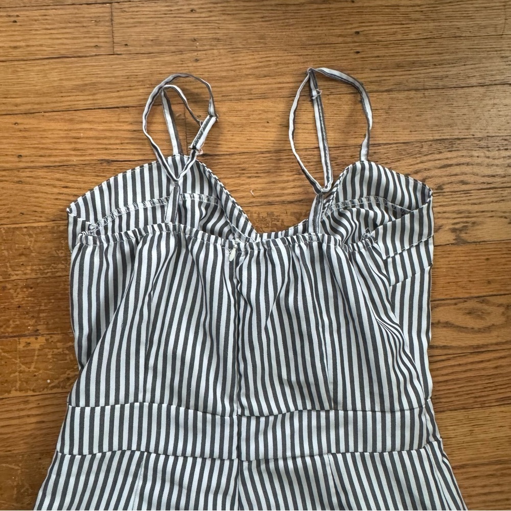 Women’s Jumpsuit Blue and White Size S Casual, Romper,‎ Relaxed, Comfy - Picture 9 of 10